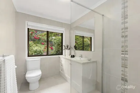 Property photo of 1 Evans Court Mount Ommaney QLD 4074