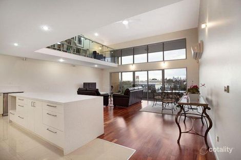 Property photo of 24/2 Saltriver Place Footscray VIC 3011