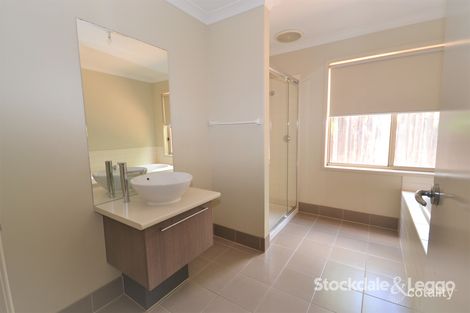 Property photo of 15 Abernethy Avenue Deer Park VIC 3023