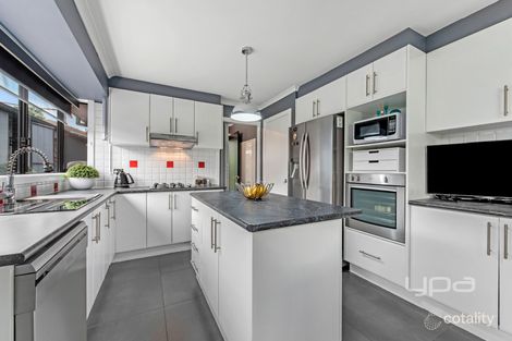 Property photo of 6 Leatherwood Grove Meadow Heights VIC 3048