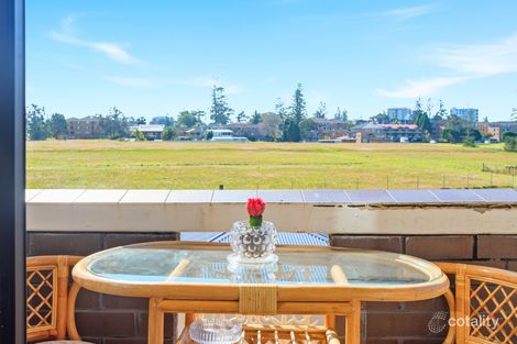 Property photo of 4/17 Point Road Tuncurry NSW 2428