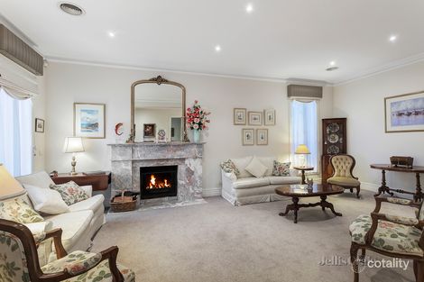 Property photo of 2/52 Glen Iris Road Glen Iris VIC 3146