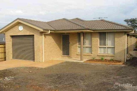 2 Flametree Cl, Aberglasslyn, NSW 2320