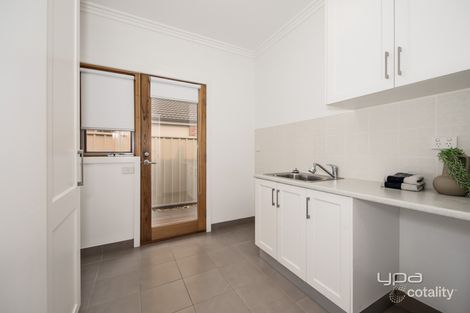 Property photo of 23 Etheridge Rise Caroline Springs VIC 3023
