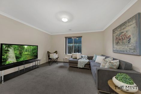 Property photo of 12 Dunraven Crescent Doreen VIC 3754
