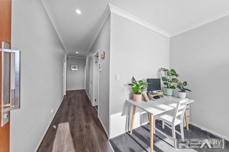 Property photo of 10 Burke Circuit Eyre SA 5121