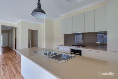 Property photo of 66 Riverside Drive Craigieburn VIC 3064
