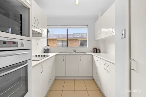 64/2 Kitchener Rd, Cherrybrook, NSW 2126