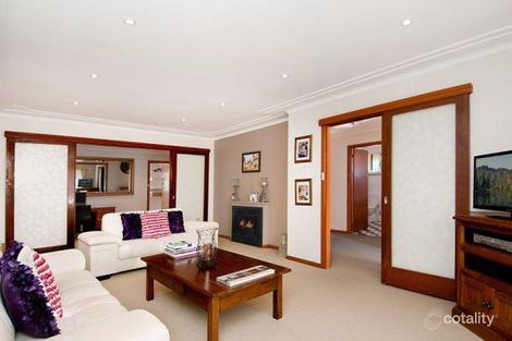 15 Russell Drysdale St, East Gosford, NSW 2250