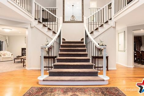 Property photo of 34 Valley Park Drive Mooroolbark VIC 3138