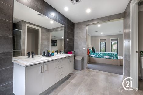 Property photo of 3 Pinot Court Moama NSW 2731