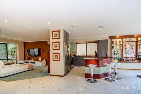 Property photo of 11 Bellshire Place Mount Gambier SA 5290