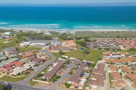 4/232 Willcock Dr, Mahomets Flats, WA 6530