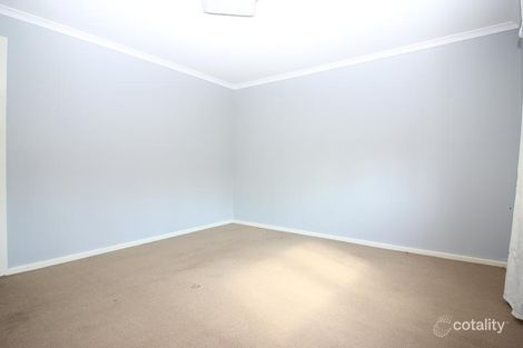 Property photo of 3 Warren Place Mount Austin NSW 2650