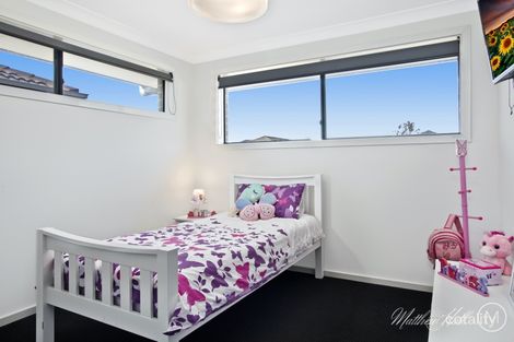 Property photo of 8 Treeview Place Glenmore Park NSW 2745