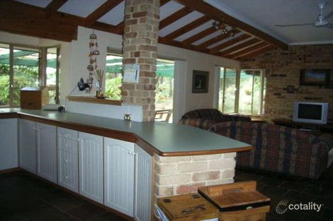 Property photo of 33 Kirkstall Way Sawyers Valley WA 6074
