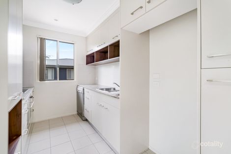 Property photo of 1/4 Locke Street Southport QLD 4215