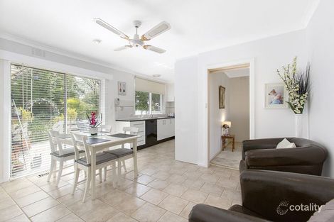 Property photo of 7 Oxley Close Glen Waverley VIC 3150