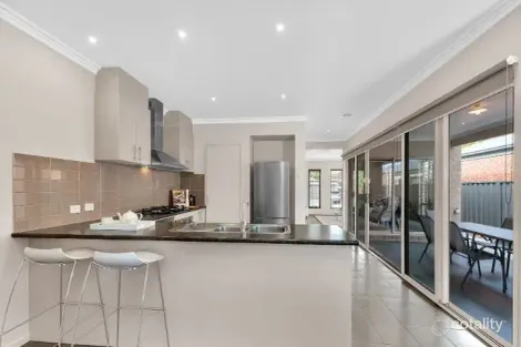 Property photo of 12 Clematis Crescent Manor Lakes VIC 3024