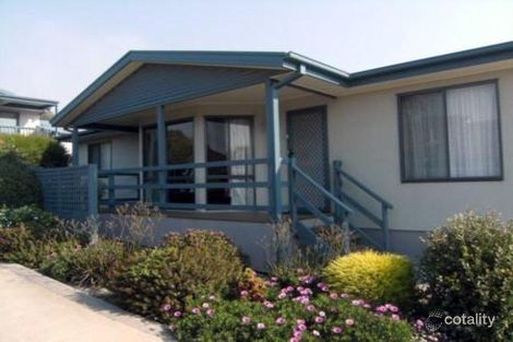 2/281 Settlement Rd, Cowes, VIC 3922