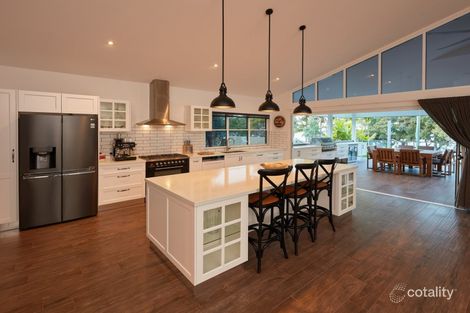 Property photo of 147 Arlington Esplanade Clifton Beach QLD 4879
