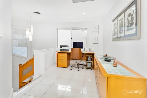 Property photo of 20 Elsie Court Balgownie NSW 2519