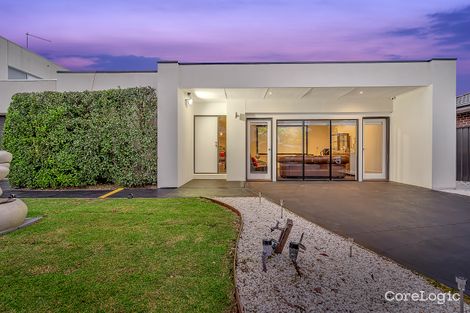 Property photo of 21 Cavalier Drive Craigieburn VIC 3064