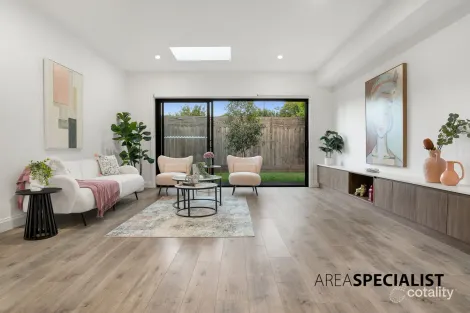 Property photo of 10A Hoddle Court Cranbourne VIC 3977
