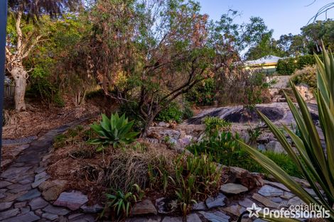 Property photo of 1 Regdel Road Lesmurdie WA 6076
