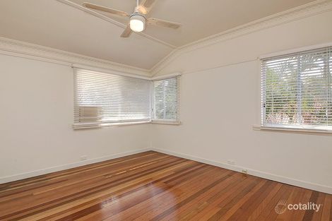 Property photo of 361 Cracknell Road Tarragindi QLD 4121