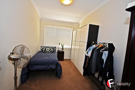 Property photo of 10 Chiddingstone Way Darch WA 6065