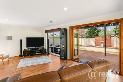 Property photo of 2 Beveridge Court Point Cook VIC 3030