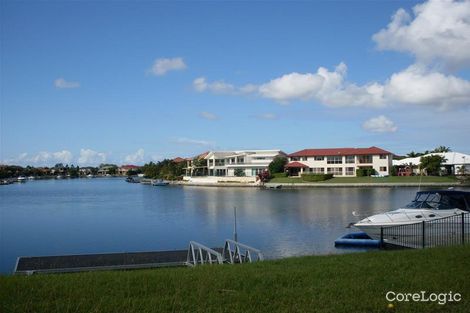 Property photo of 24 Calmwater Crescent Helensvale QLD 4212