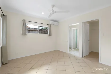 Property photo of 17 Kirra Close Kewarra Beach QLD 4879