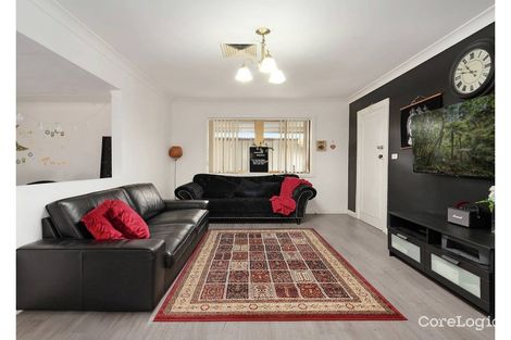 Property photo of 31 Gabo Crescent Sadleir NSW 2168