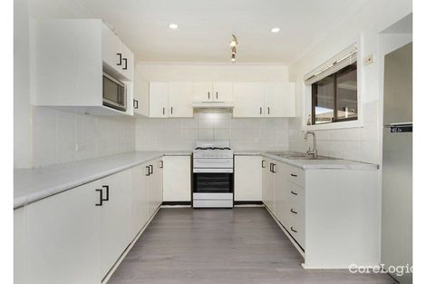 Property photo of 31 Gabo Crescent Sadleir NSW 2168