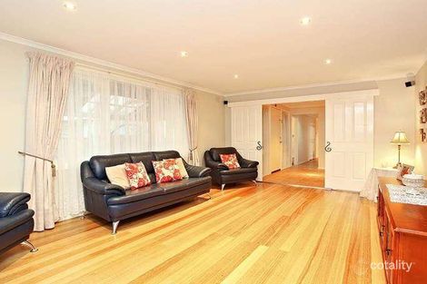 Property photo of 10 Chisholm Close Gladstone Park VIC 3043