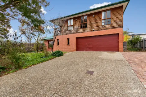 Property photo of 11 Jane Sutherland Street Conder ACT 2906