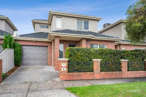 2b Mcfadzean Ave, Reservoir, VIC 3073