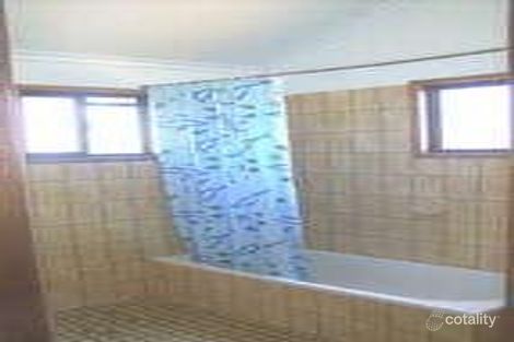 Property photo of 41 Perulpa Drive Lamb Island QLD 4184