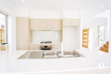 Property photo of 32 Alderton Drive Colebee NSW 2761