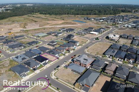 118 Armoury Rd, Jordan Springs, NSW 2747