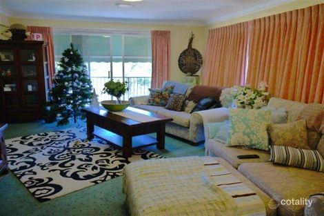 Property photo of 33 Scott Street Point Clare NSW 2250