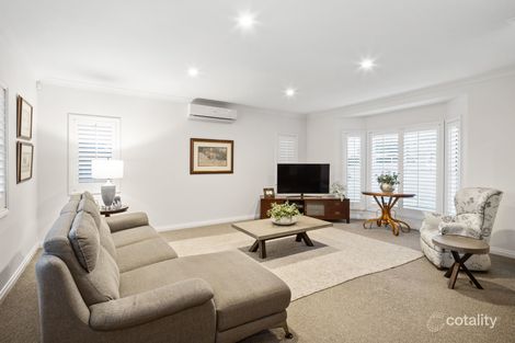 Property photo of 3 Williams Close Brookfield QLD 4069