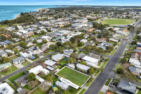 10 Bayview Ave, Inverloch, VIC 3996