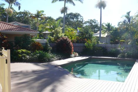 Property photo of 4 Urangan Court Helensvale QLD 4212