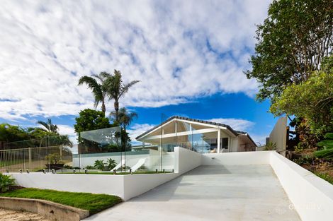 Property photo of 23 Tradewinds Avenue Paradise Point QLD 4216