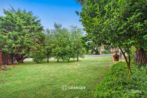 Property photo of 5 Yambill Avenue Rosebud VIC 3939