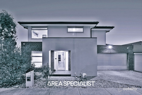 Property photo of 2 Cherryfield Drive Keysborough VIC 3173