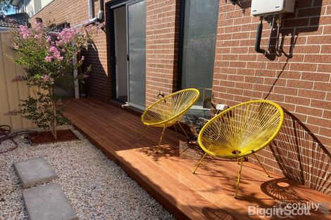 Property photo of 11 Malacca Street McKinnon VIC 3204